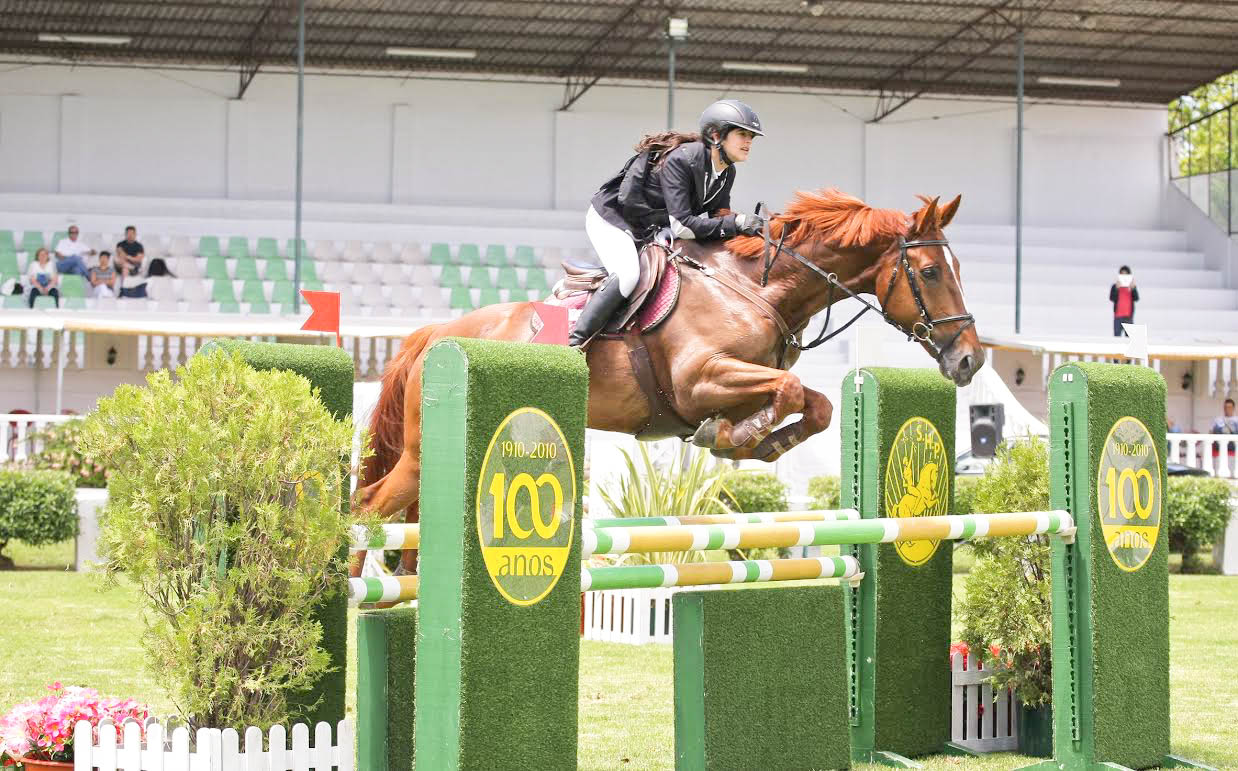 Mariana Manso ganha Bronze, em Juvenis, no Campeonato Nacional de Hipismo